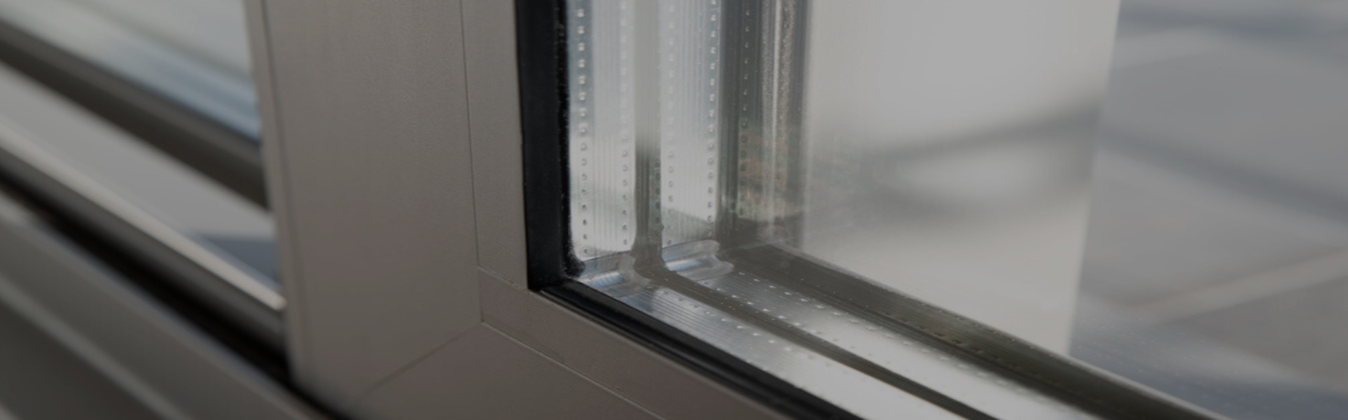 Slider, Glaziers in South Ockendon, RM15